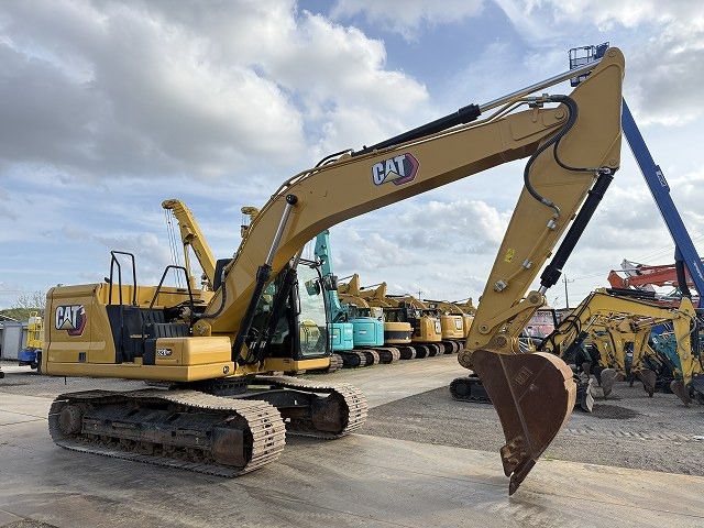 2019 Caterpillar 320GC crawler excavator, side view