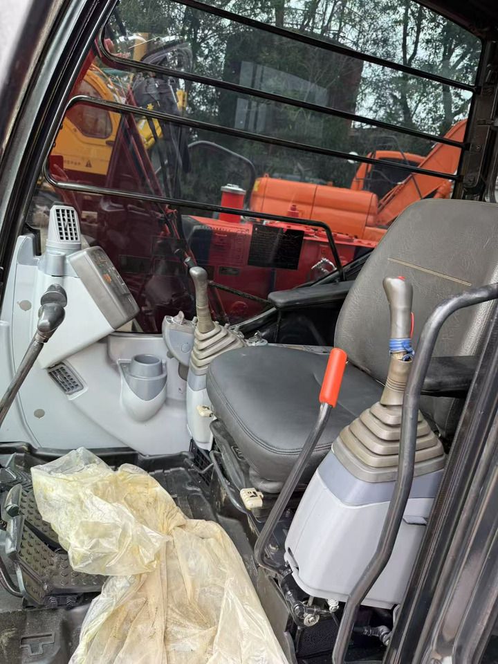 2013 Hitachi ZX60 mini excavator interior view 2013 Hitachi ZX60 mini excavator interior view