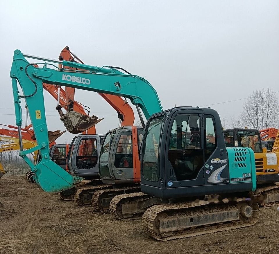 2018 Kobelco SK75-8 crawler excavator, side view