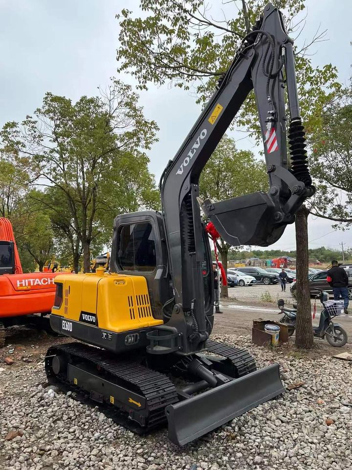 2024 Volvo EC60D mini excavator, front three-quarter view
