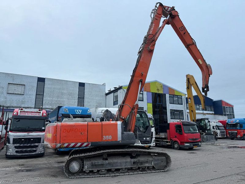 2010 Hitachi ZX350LC-3 crawler excavator side view