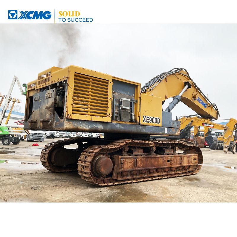 2017 XCMG XE900D crawler excavator rear three-quarter view