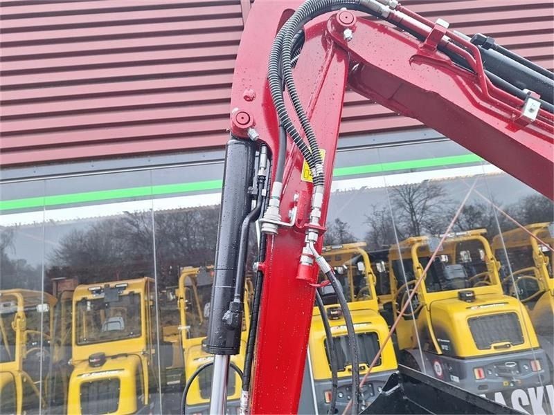 2025 Mole M20 mini excavator boom detail