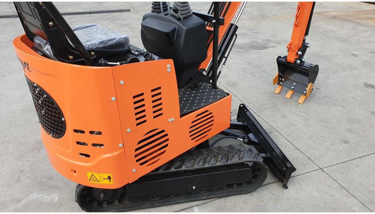 2026 JPC KV12 mini excavator, front three-quarter view