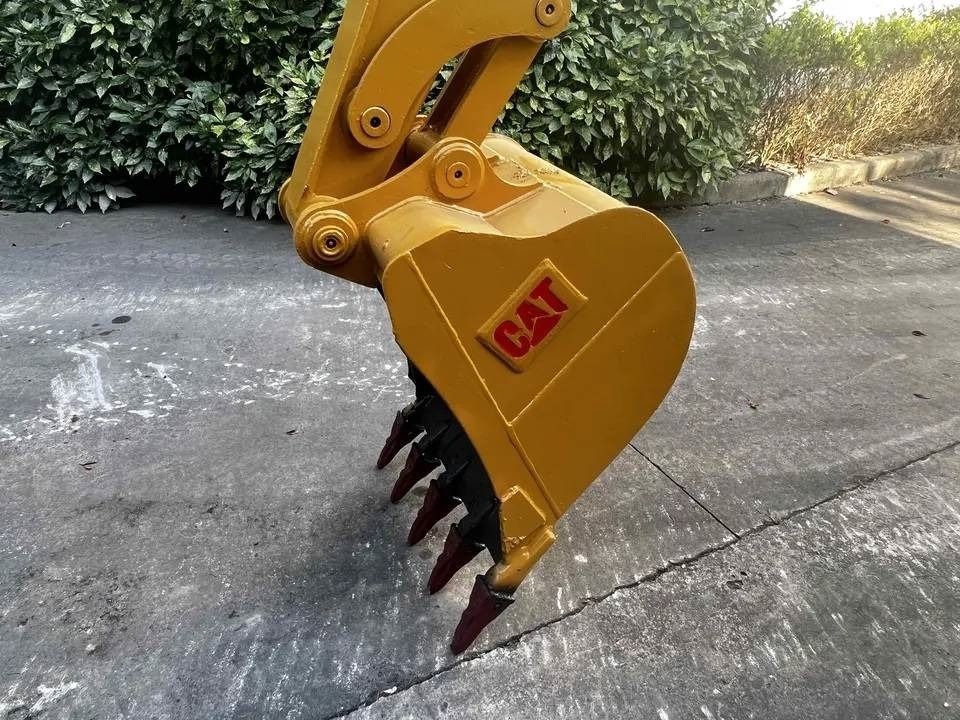 Escavatore Minidisu 2024 Caterpillar 306E2