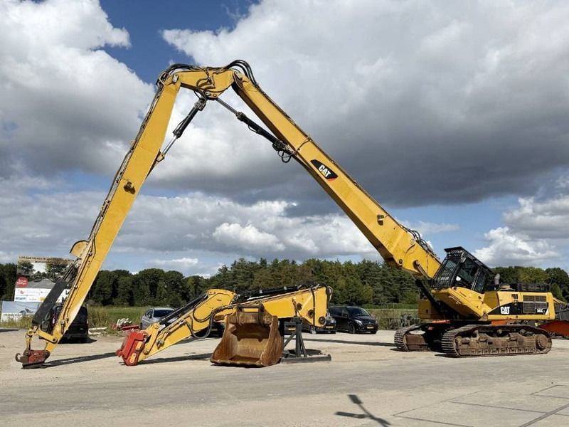 2009 Caterpillar 345C UHD crawler excavator side view