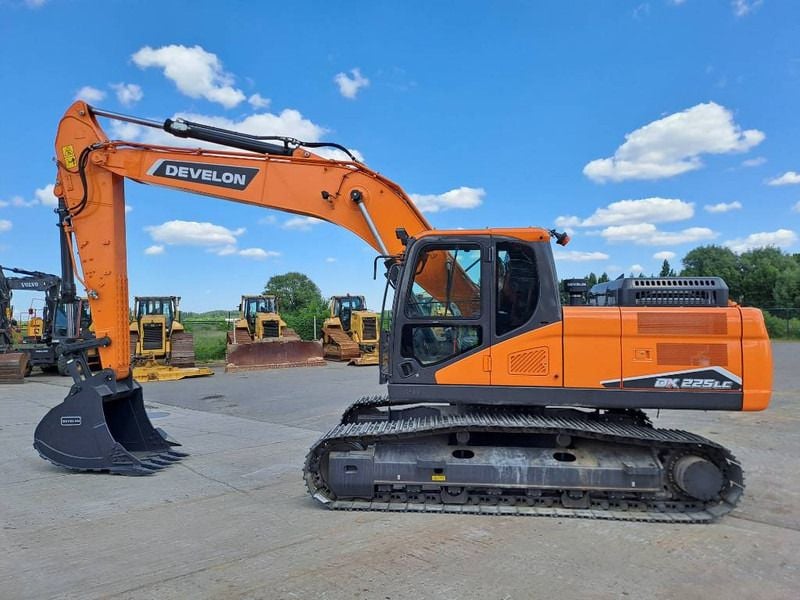 2025 Doosan DX225LC-7 crawler excavator, side view