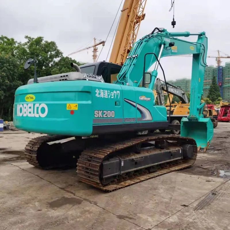 2018 Kobelco SK200 crawler excavator, rear three-quarter view 2018 Kobelco SK200 crawler excavator, rear three-quarter view