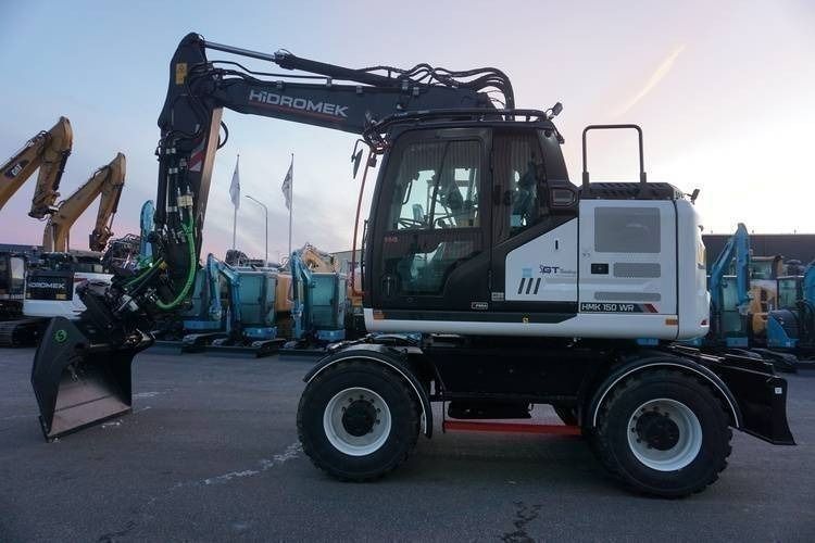 2025 Hidromek HMK 150WR-5 wheel excavator side view