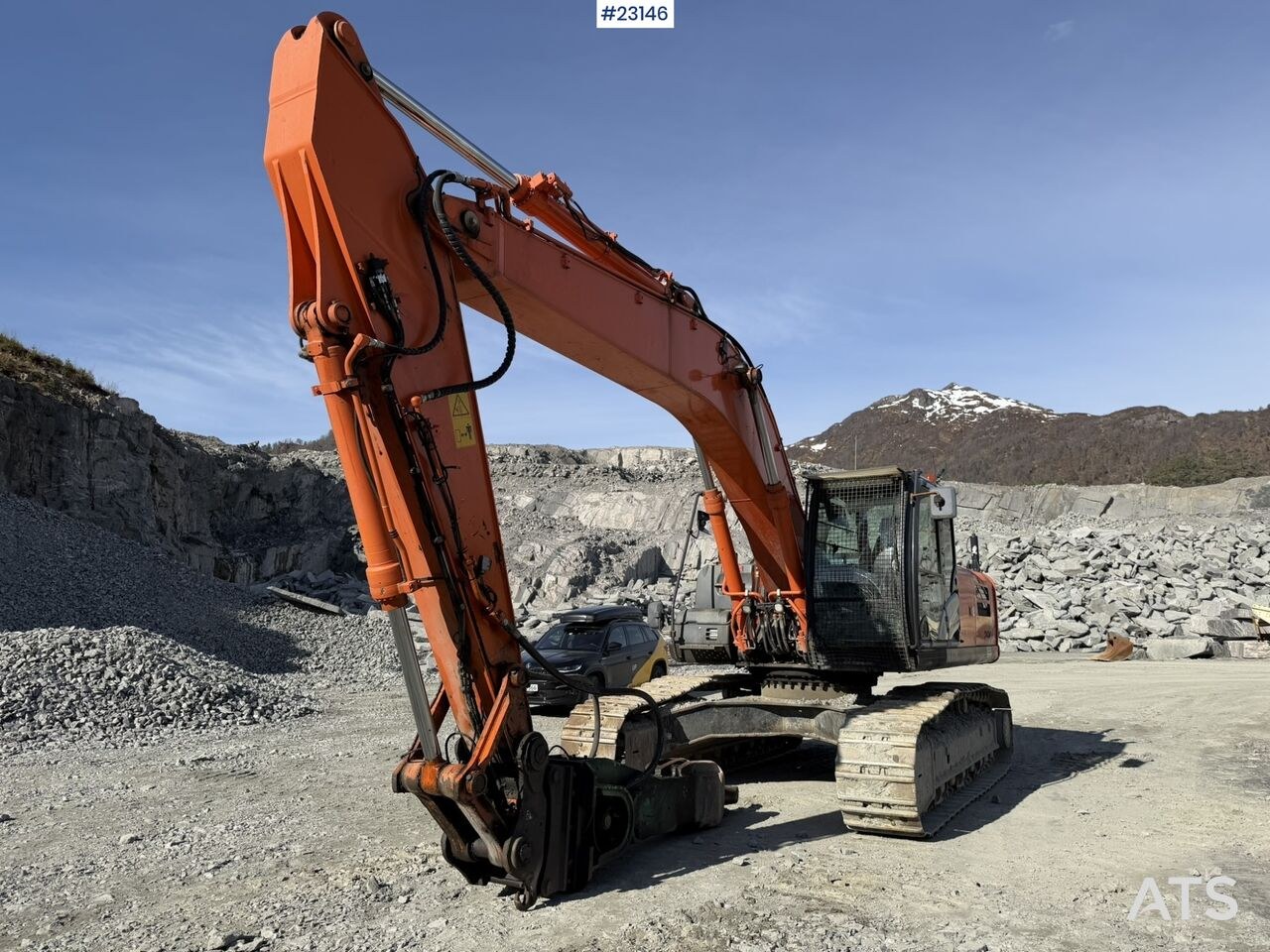 2013 Hitachi ZX290LC-5B excavator, side view