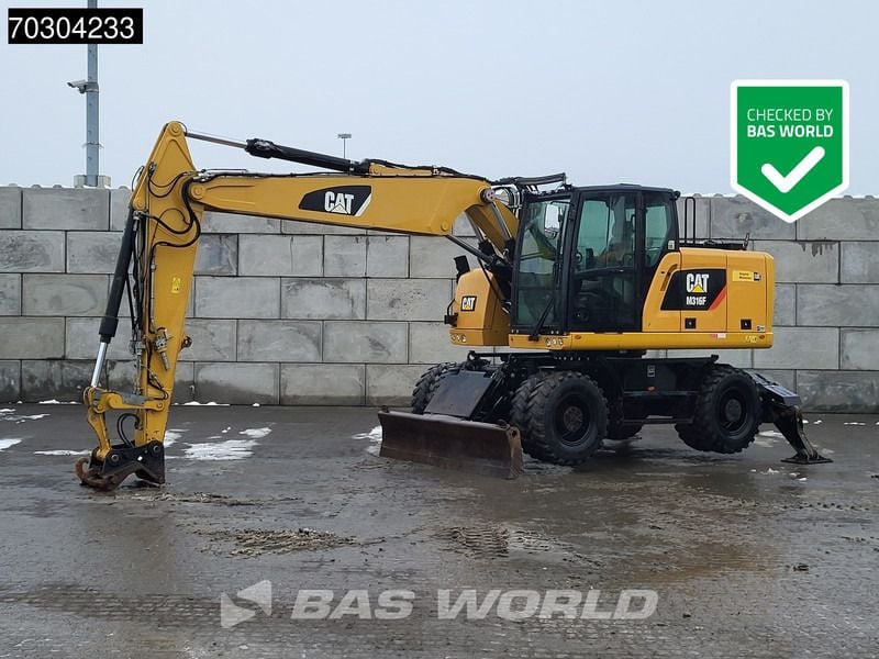 2016 Caterpillar M316F wheel excavator side view