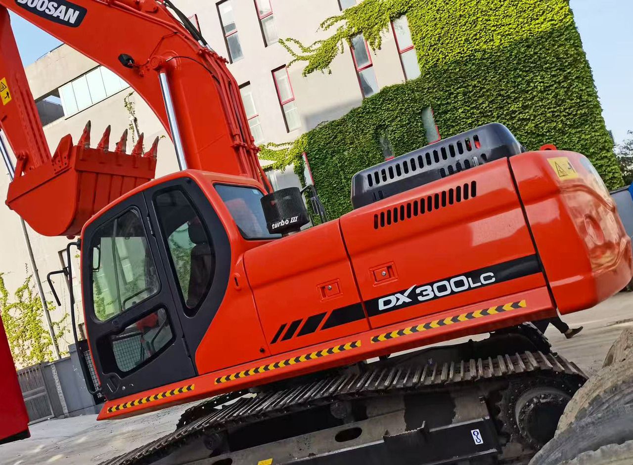 2023 Doosan DX300LC crawler excavator side view