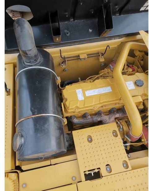 2018 Caterpillar 336D engine compartment view