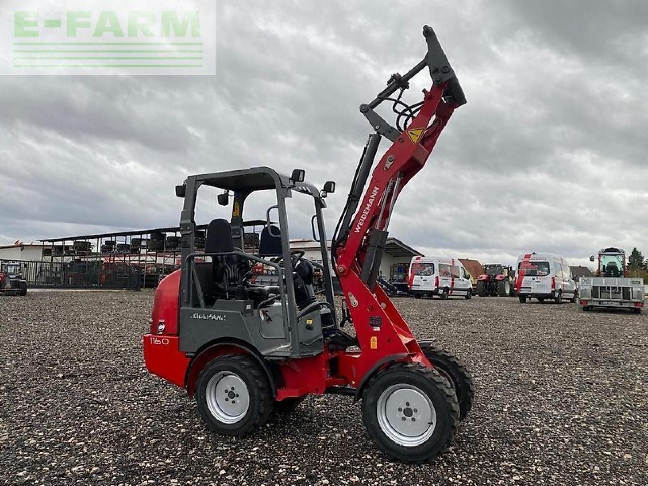 2011 Weidemann 1160 CC30 wheel loader, side view 2011 Weidemann 1160 CC30 wheel loader, side view