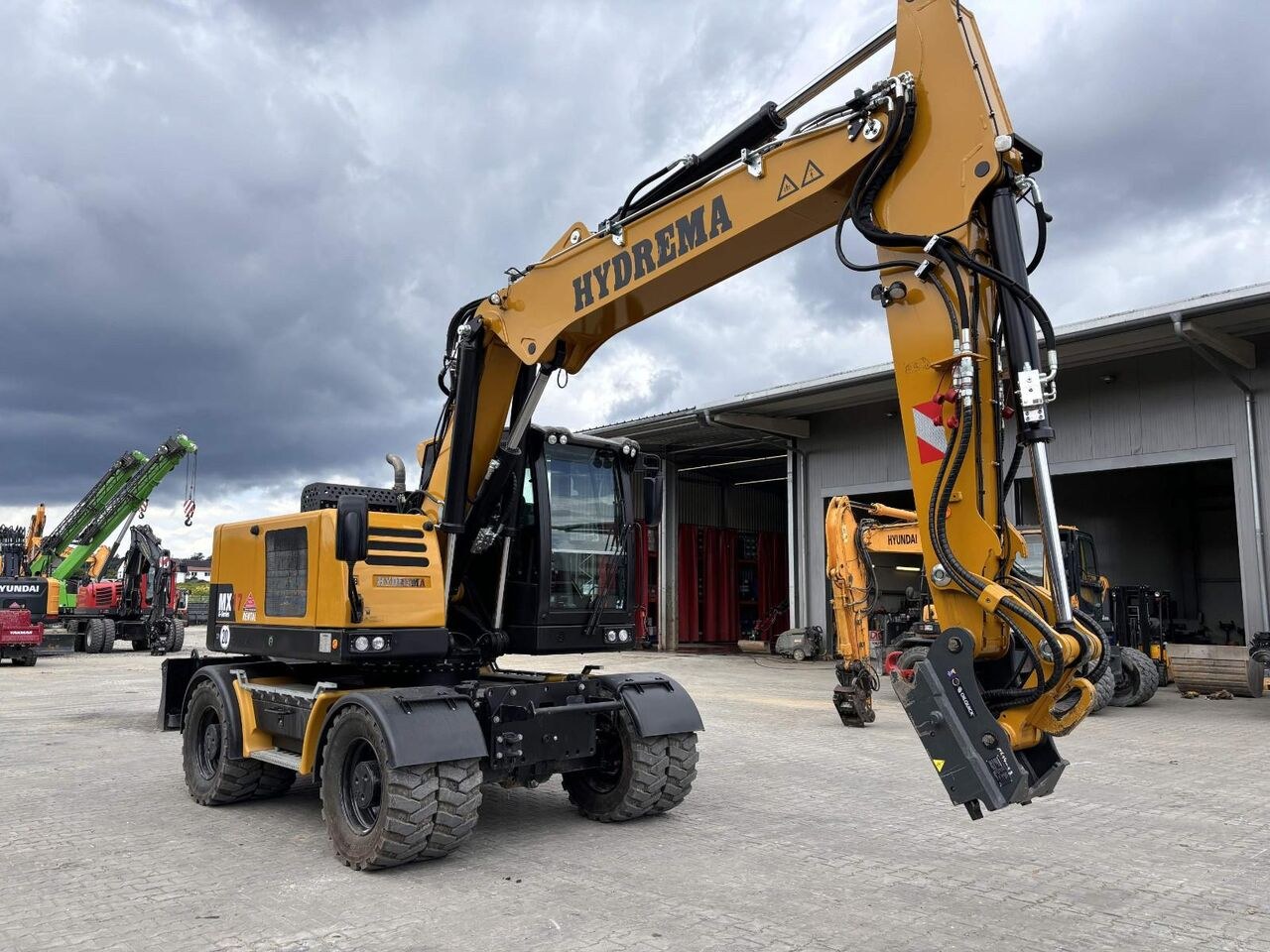 2023 Hydrema MX17G wheel excavator, side view