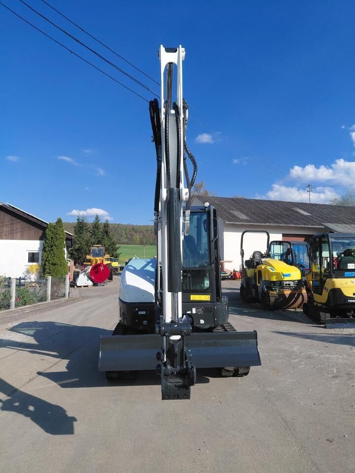 2021 Bobcat E55 Z mini excavator, front view
