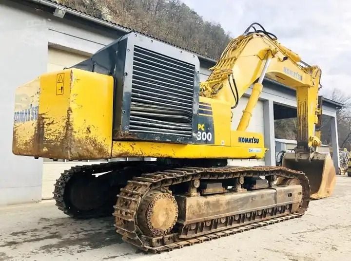 2020 Komatsu PC800 crawler excavator, rear three-quarter view