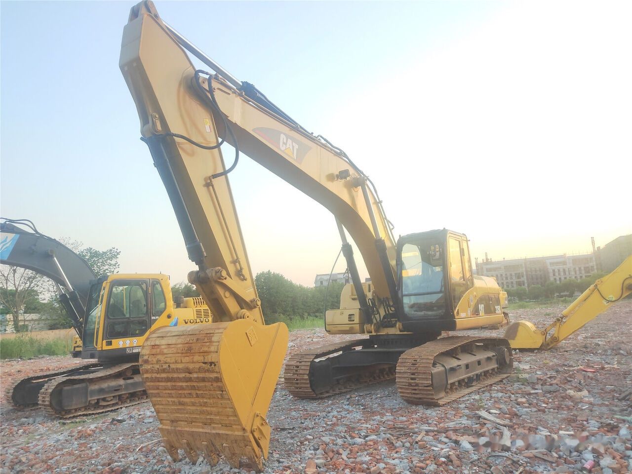 Caterpillar 325C Paletli Ekskavatör
