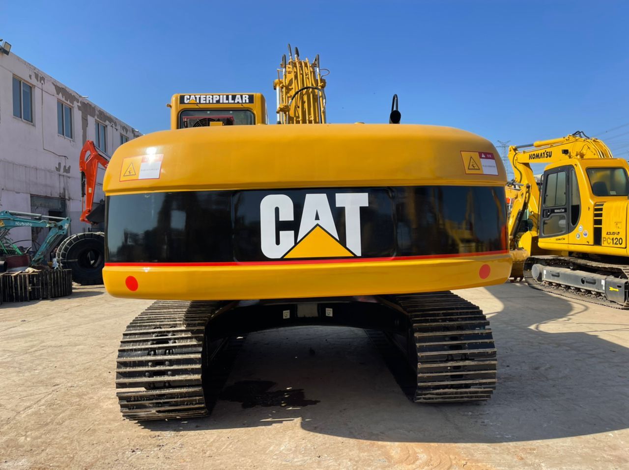Excavadora de orugas Caterpillar 320CL 2014 vista trasera