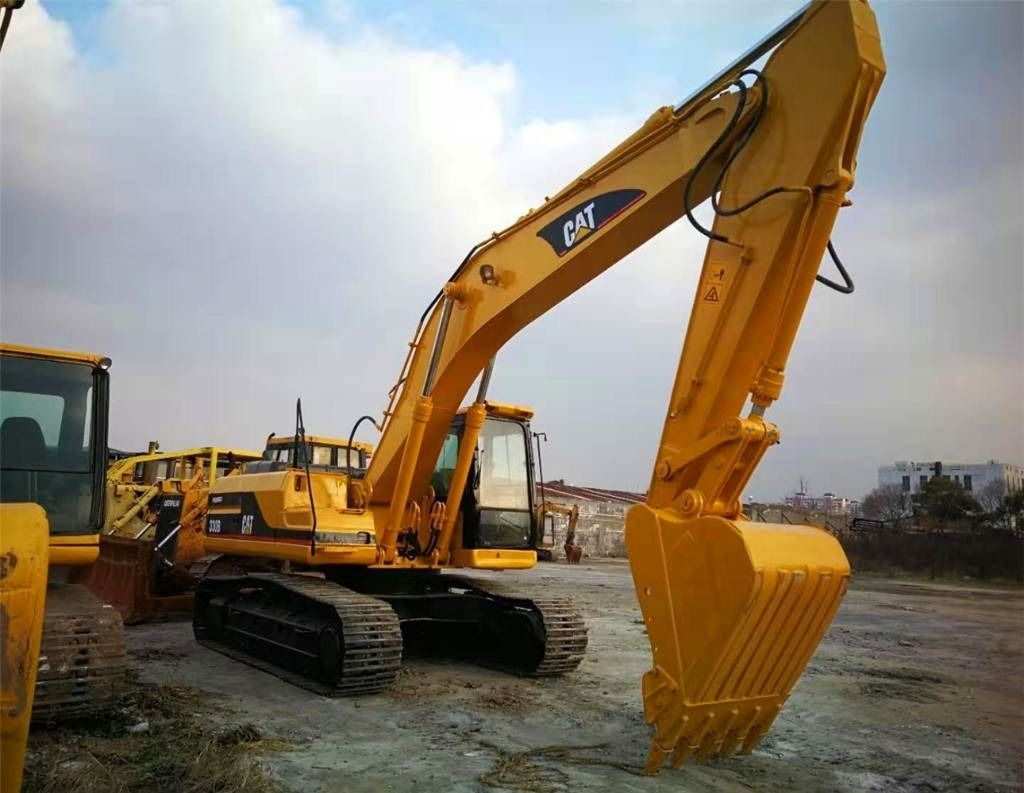 2023 Caterpillar 330BL crawler excavator, front three-quarter view