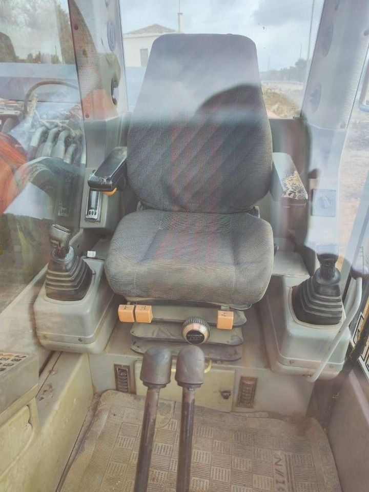 2002 O&K RH 12.5 crawler excavator cab interior view