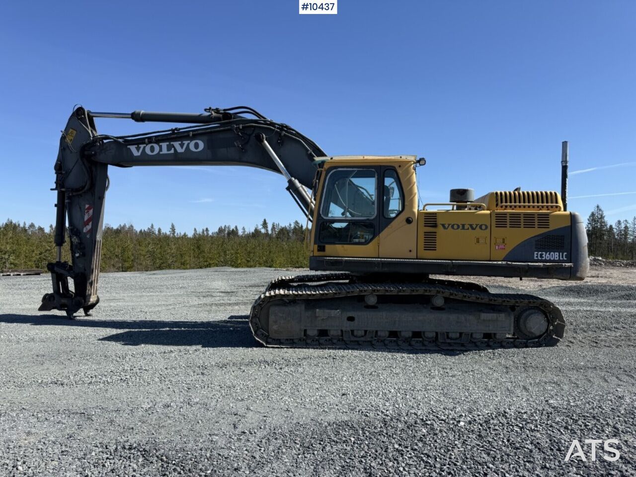 2004 Volvo EC360BLC crawler excavator, side view