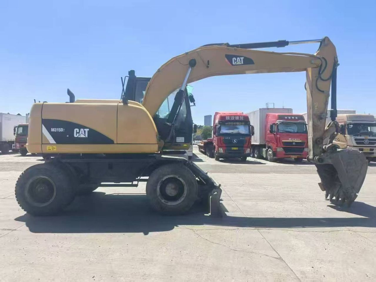 2020 Caterpillar M315D2 wheel excavator side view