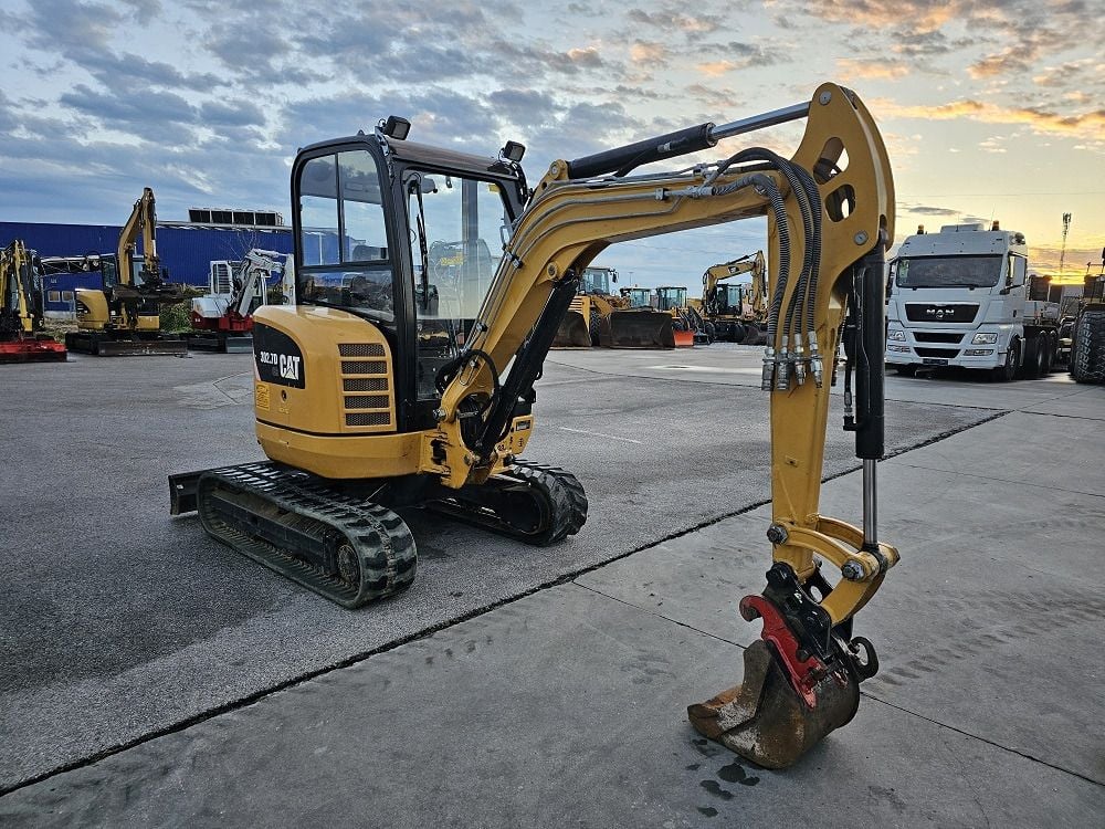 2015 Caterpillar 302.7DCR mini excavator, side view