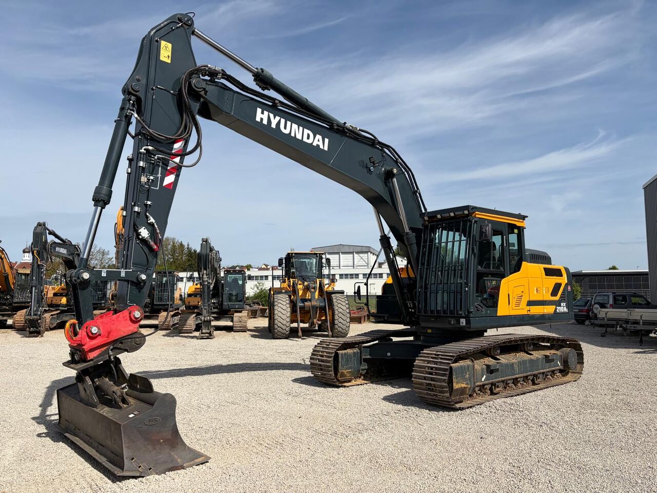 2022 Hyundai HX210AL crawler excavator side view