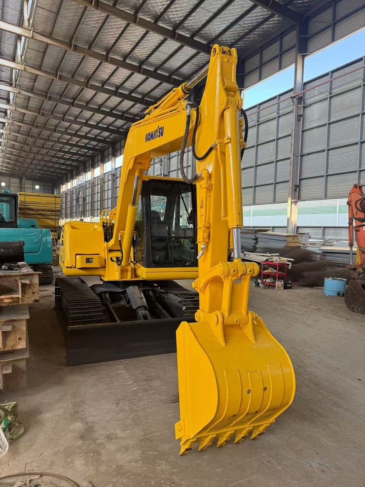 2018 Komatsu PC60-7 mini excavator, front three-quarter view