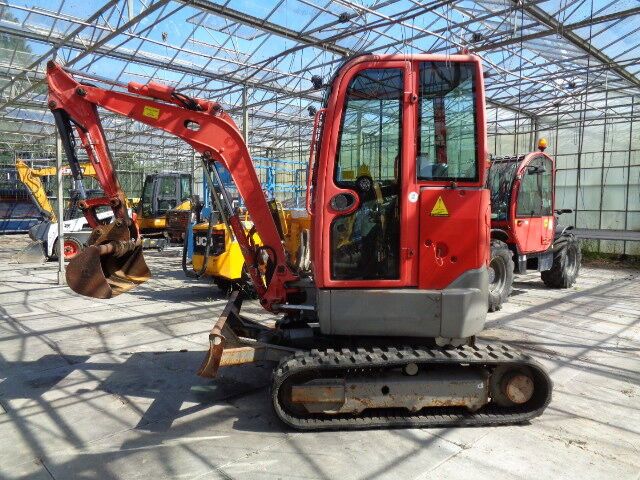 2014 Volvo ECR25D mini excavator, side view