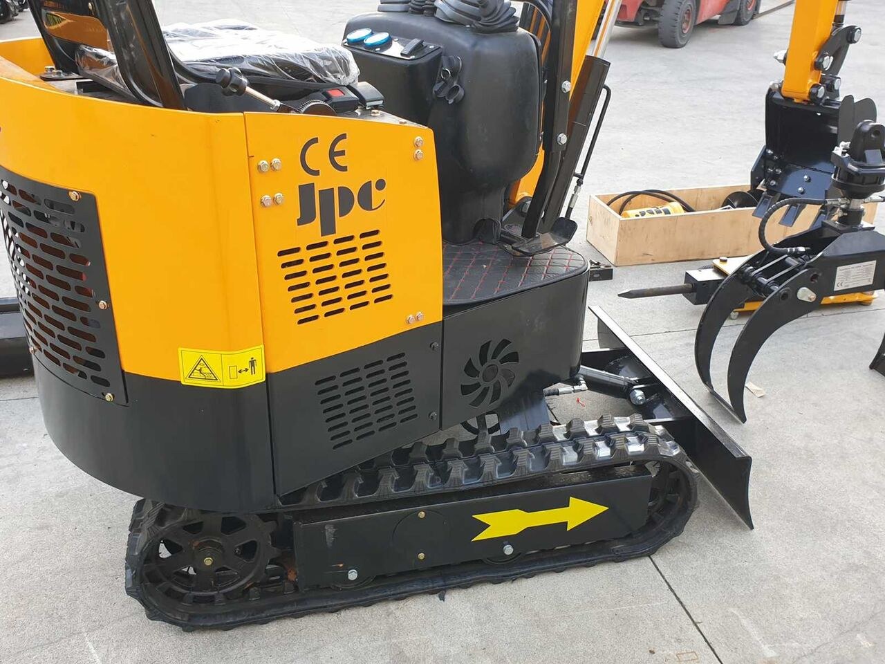 2026 JPC HT-12 mini excavator rear three-quarter view