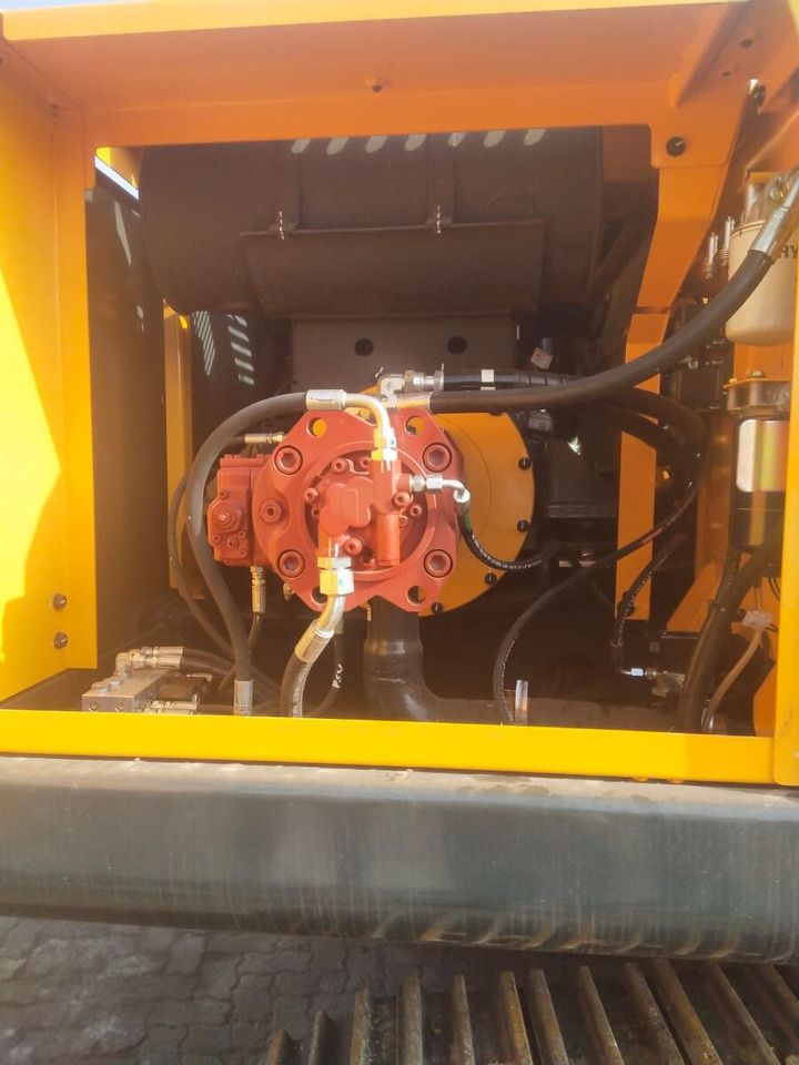 2025 Hyundai R210 crawler excavator engine compartment view 2025 Hyundai R210 crawler excavator engine compartment view