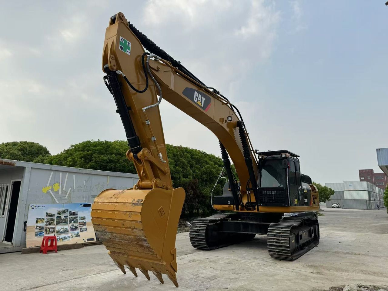 2023 Caterpillar 336D2 crawler excavator, front three-quarter view