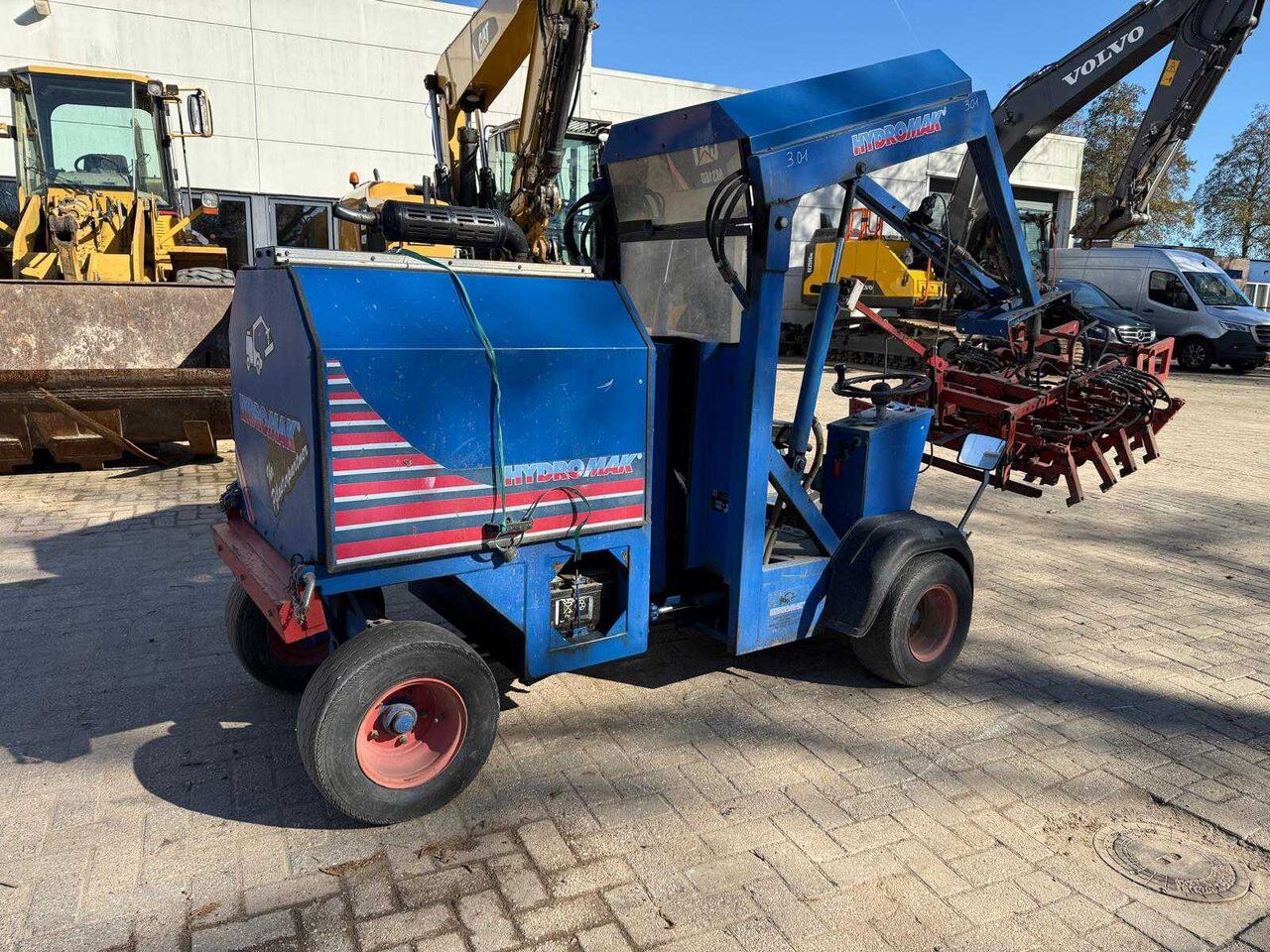 1995 Hydromak MOBI VARIO 2000 bricklayer, side view 1995 Hydromak MOBI VARIO 2000 bricklayer, side view