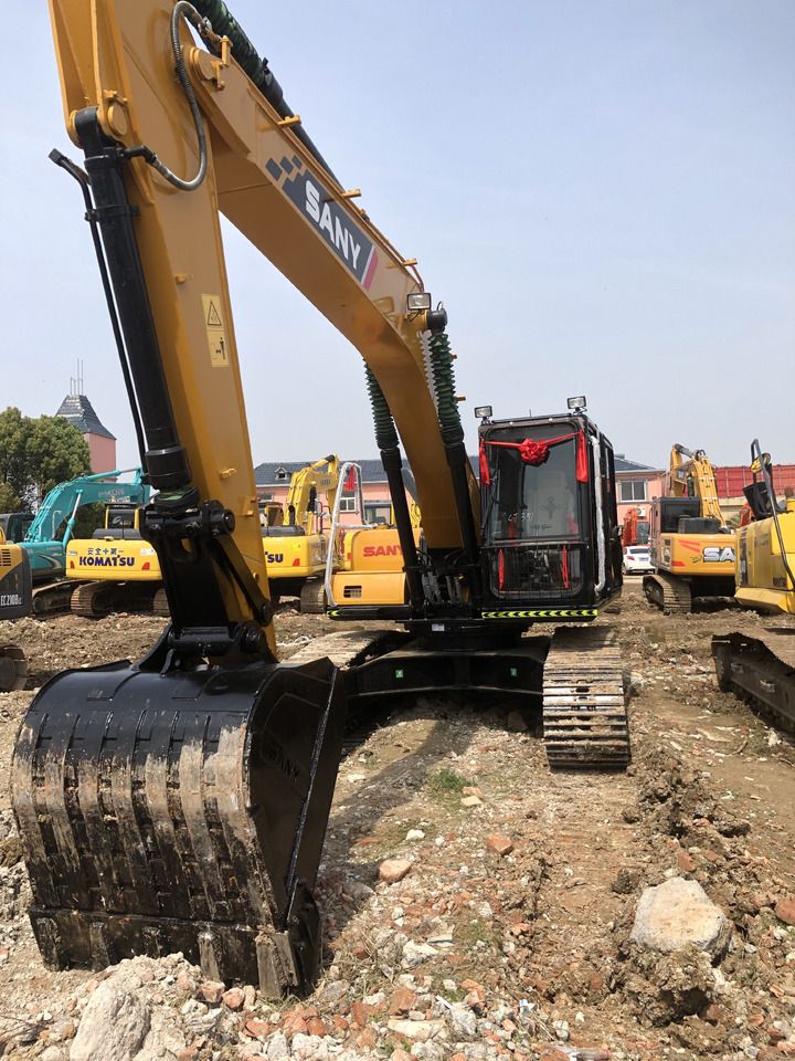 2020 Sany SY215 crawler excavator, front three-quarter view 2020 Sany SY215 crawler excavator, front three-quarter view