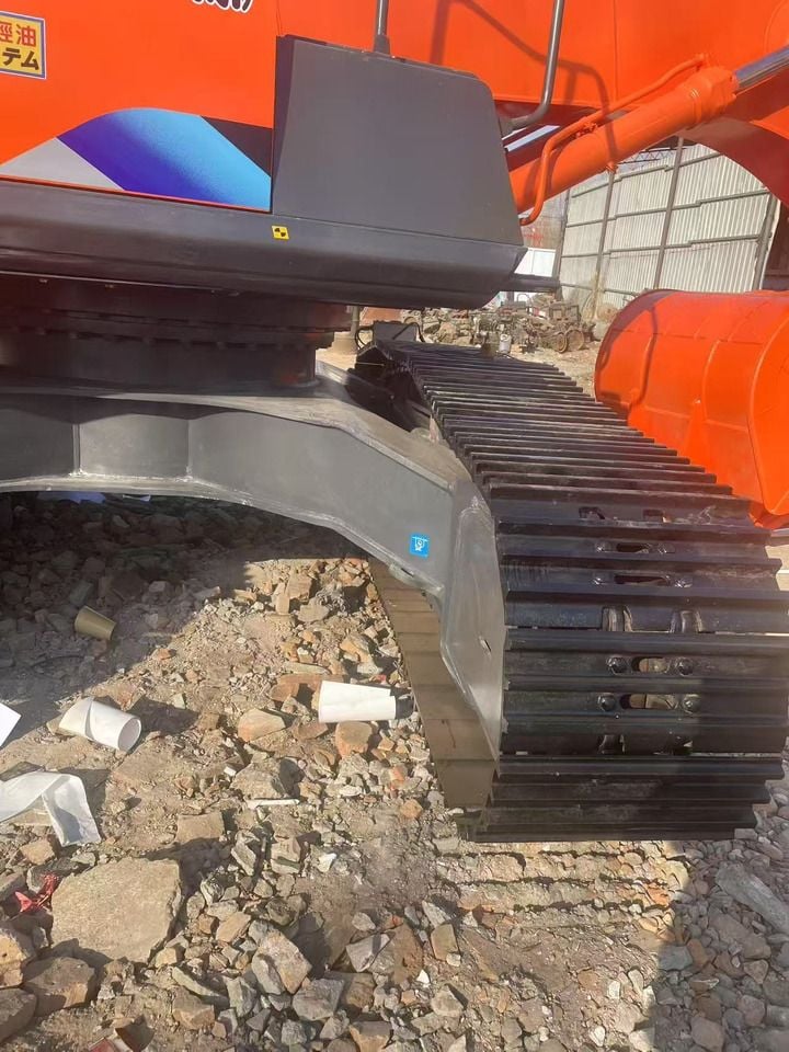 2023 Hitachi ZX350-3G crawler excavator undercarriage view 2023 Hitachi ZX350-3G crawler excavator undercarriage view