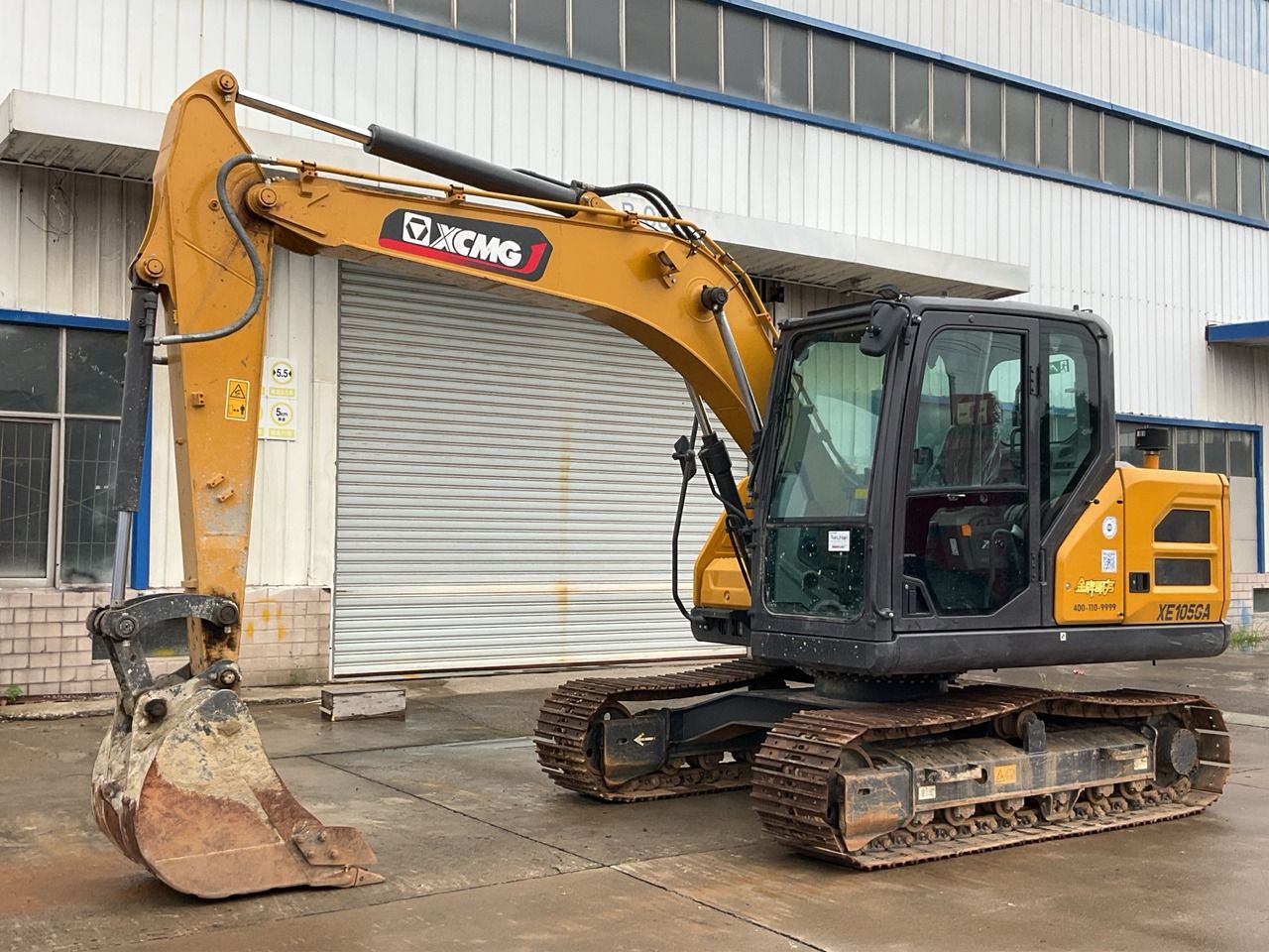 2024 XCMG XE105GA crawler excavator, side view