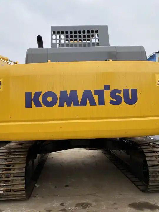 2018 Komatsu PC450-8 crawler excavator, rear view