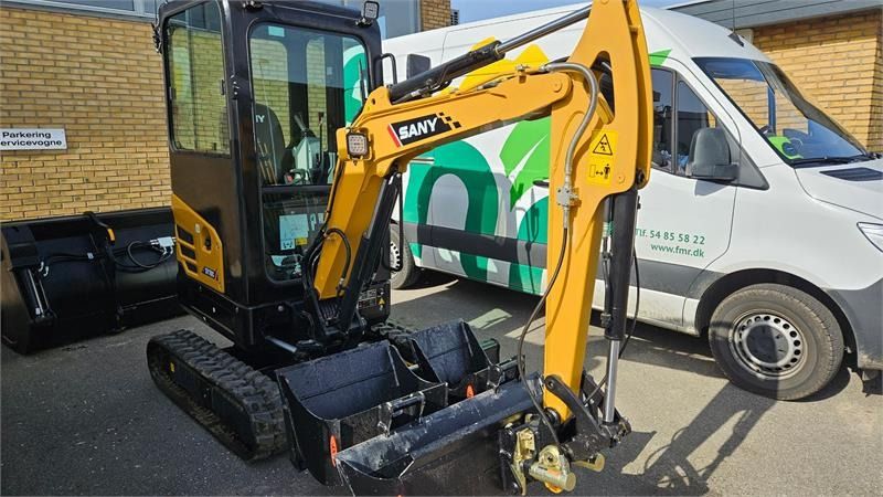 Sany SY18C mini excavator, front three-quarter view