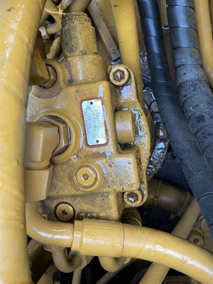 2022 Caterpillar 312D2 crawler excavator hydraulic component detail