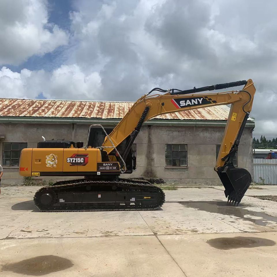 Sany SY215C crawler excavator, side view Sany SY215C crawler excavator, side view