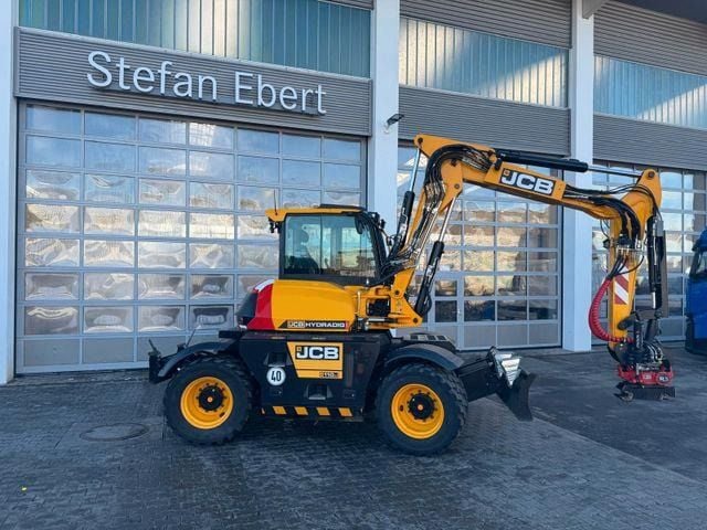 2024 JCB HYDRADIG PRO wheel excavator, side view