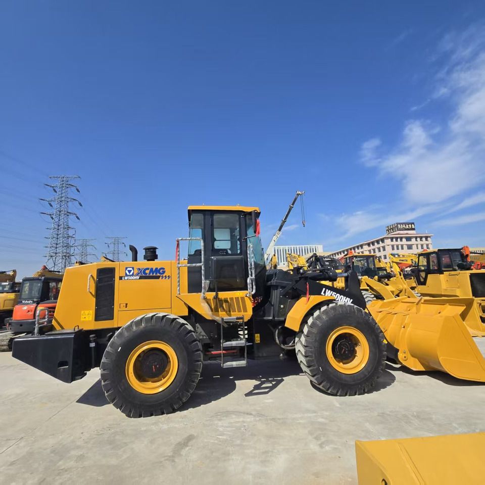 2023 XCMG LW500HV wheel loader, side profile view 2023 XCMG LW500HV wheel loader, side profile view