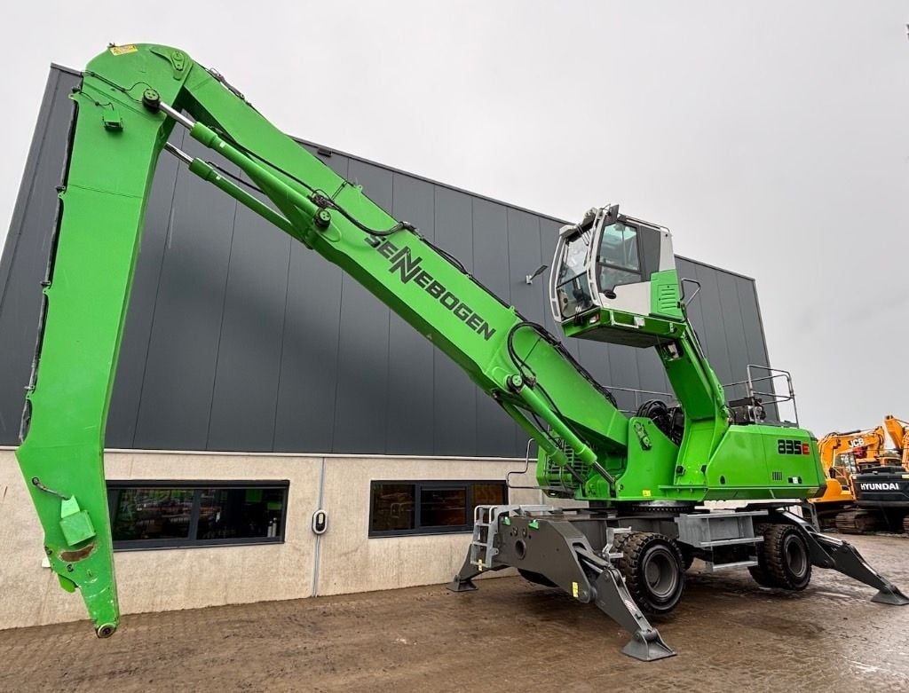 2018 Sennebogen 835E material handler, side profile view
