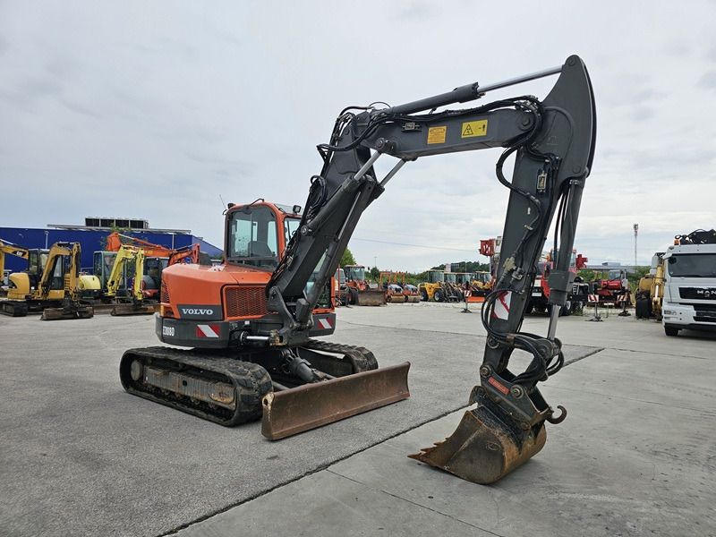 2017 Volvo ECR88D mini excavator, side view