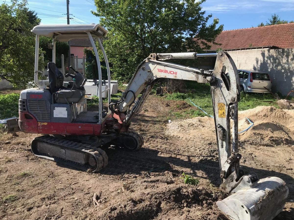 2012 Takeuchi TB219 mini excavator, side profile view