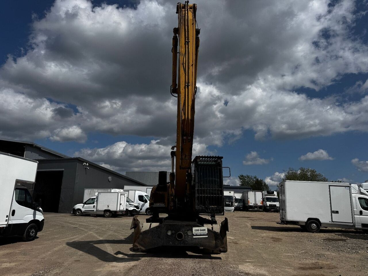 2005 Caterpillar M322C MH material handler, rear view