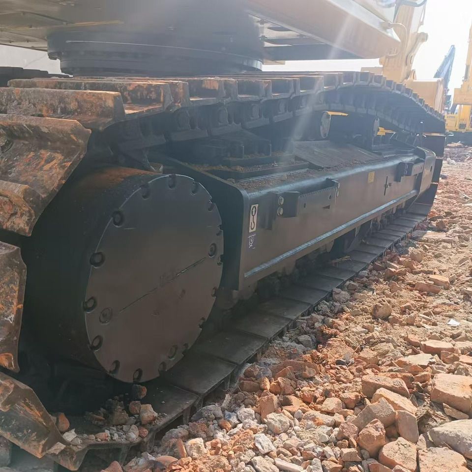 2024 Komatsu PC450-8 crawler excavator track assembly