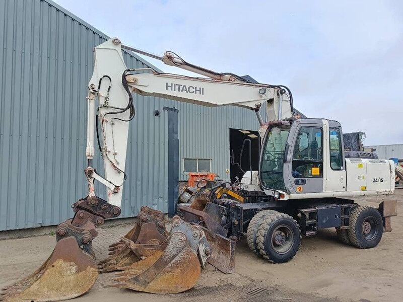 2007 Hitachi ZX180W wheel excavator, side profile view 2007 Hitachi ZX180W wheel excavator, side profile view